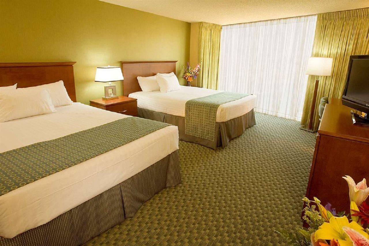 อควาเรียส กาสิโน รีสอร์ต Hotel ลาฟลิน ภายนอก รูปภาพ