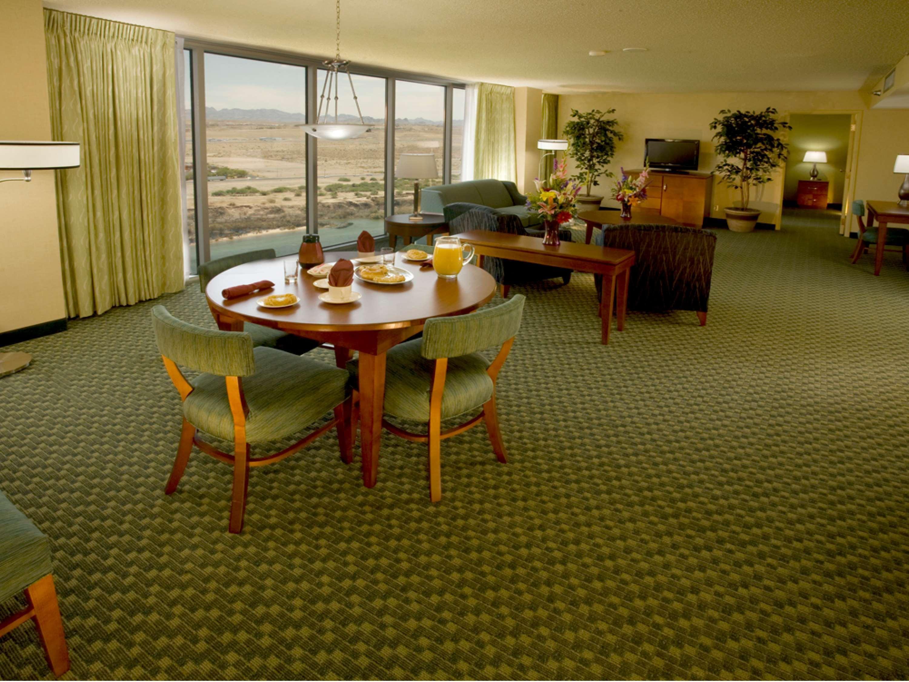 อควาเรียส กาสิโน รีสอร์ต Hotel ลาฟลิน ภายนอก รูปภาพ